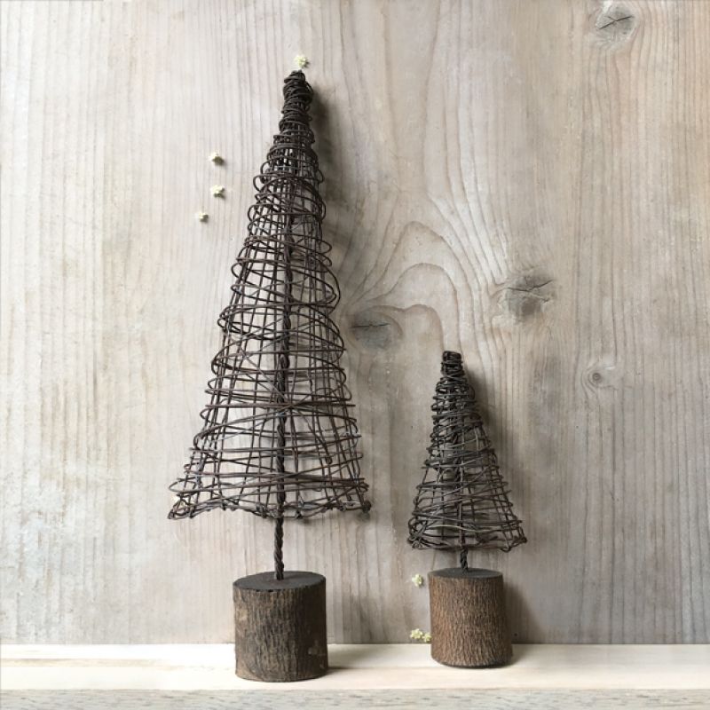 Rusty wire cone Christmas tree-Small