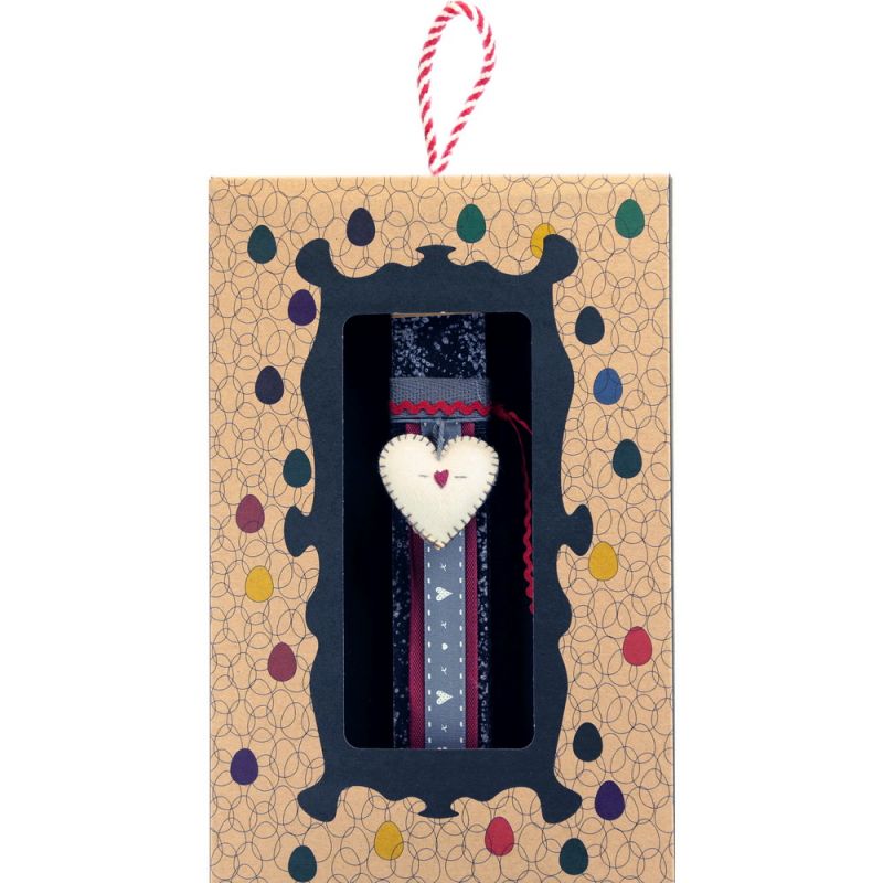 Easter Candle Sml embroidered heart