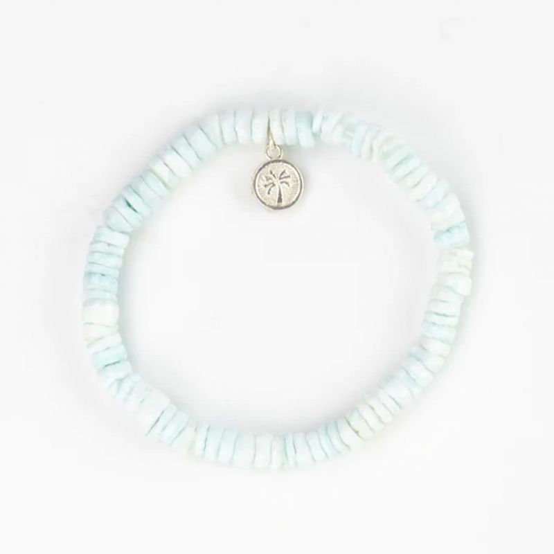 Elasticated bracelet with natural puka shell 