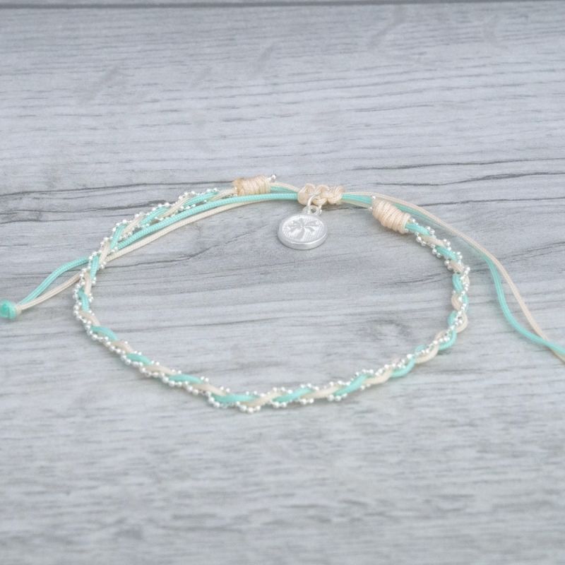 Two-toned anklet with delicate chain