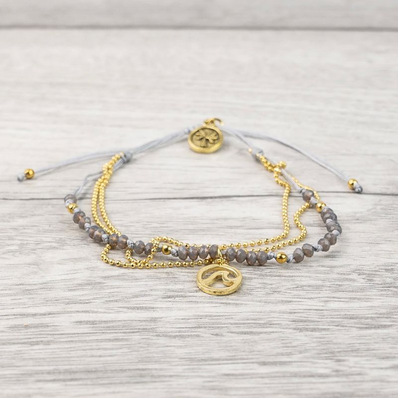 Anklet with delicate metal chains