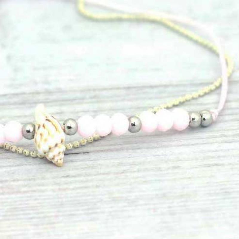 Anklet with delicate metal chains