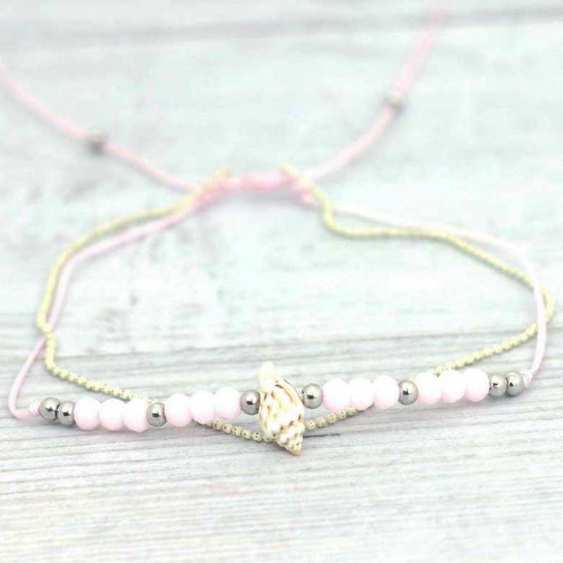 Anklet with delicate metal chains