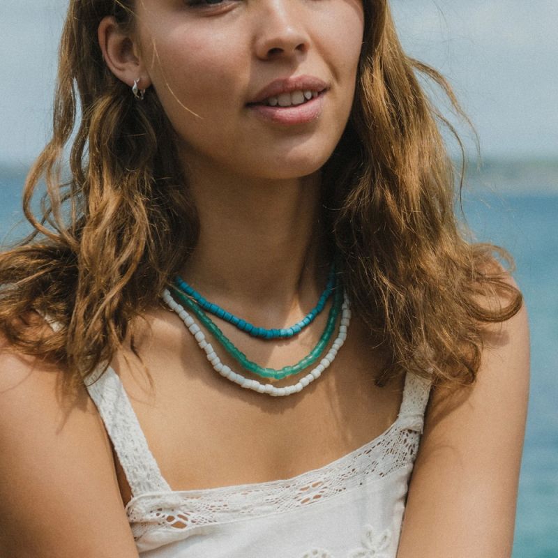 Glass beaded choker necklace