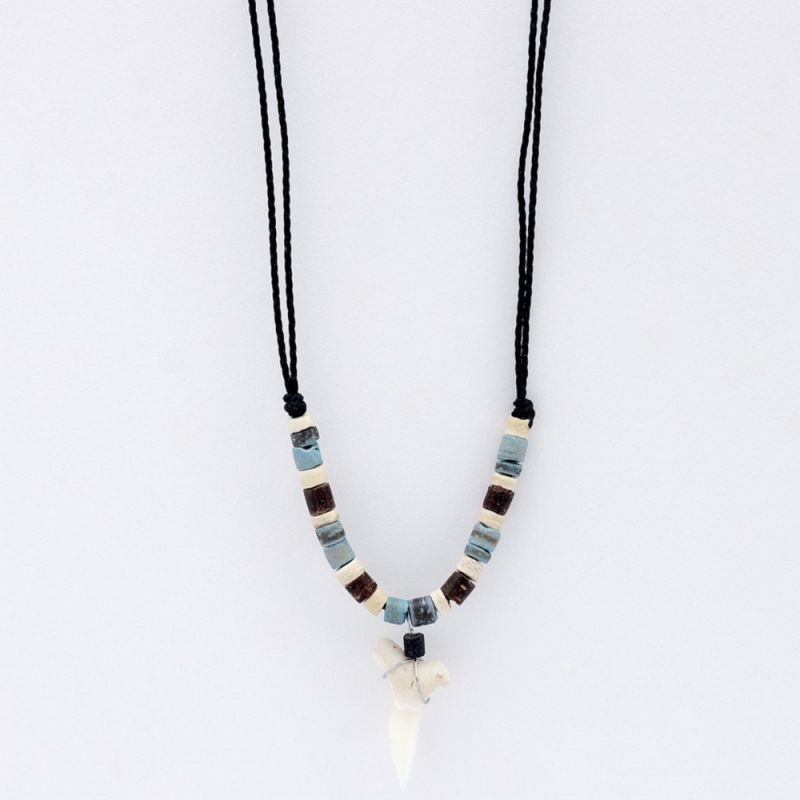 Κολιέ Bali με Δόντι Καρχαρία Τιρκουάζ