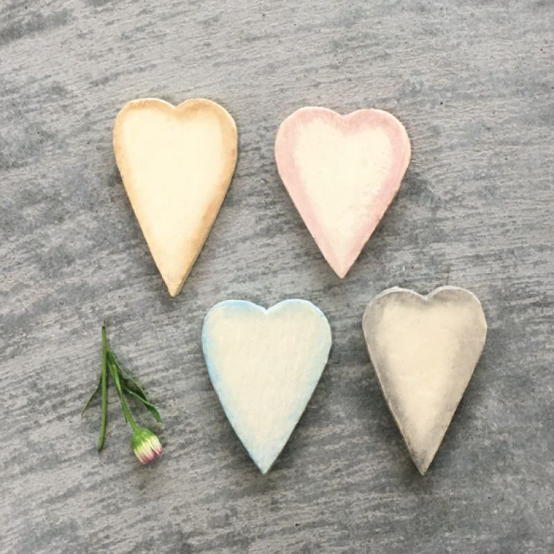 Tiny wood heart-Cream