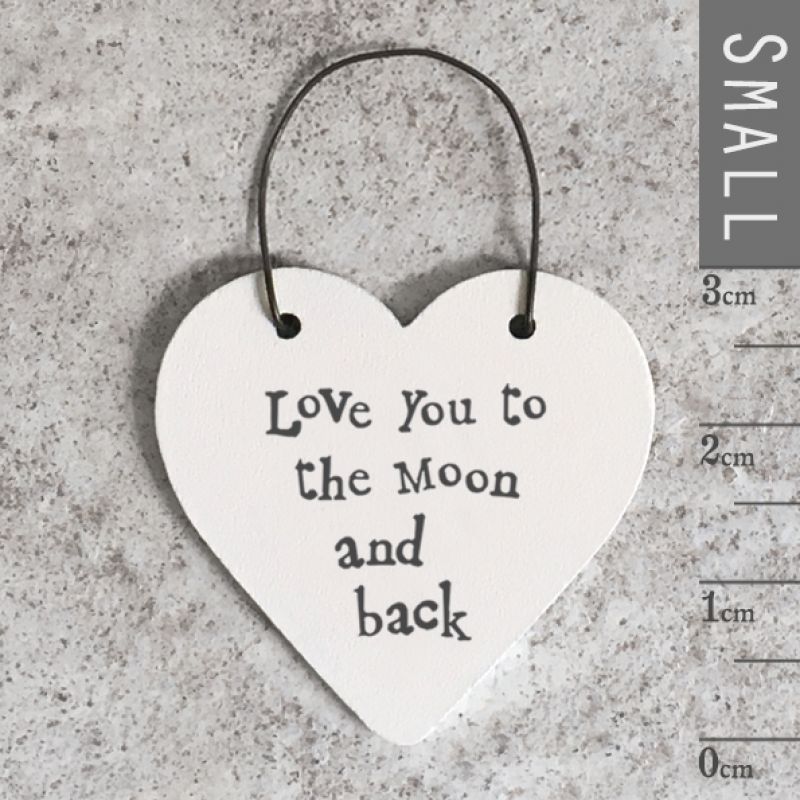 Little heart - Love you to the moon and back Size: 3x0,1x6 cm