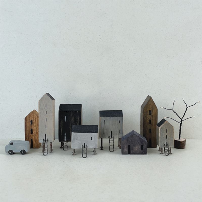 House on stilts- No:104