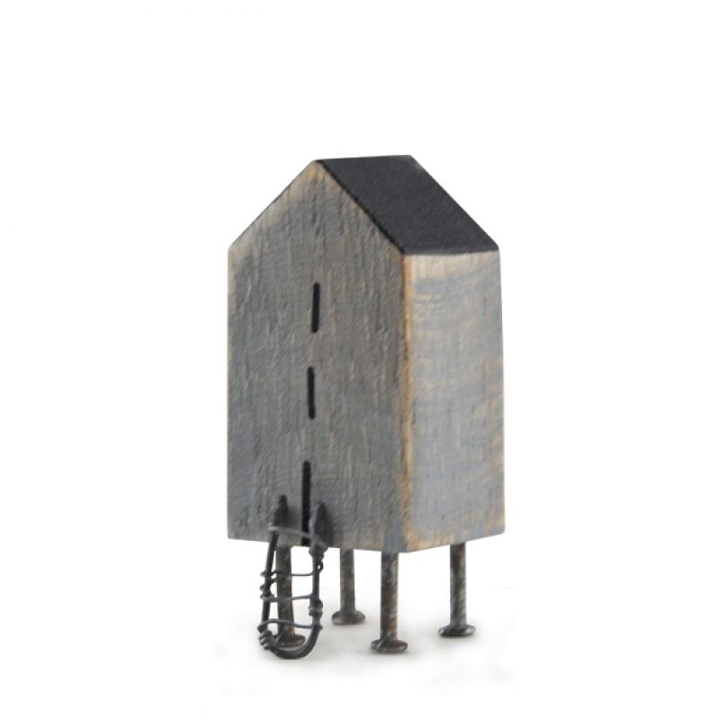 House on stilts- No:104