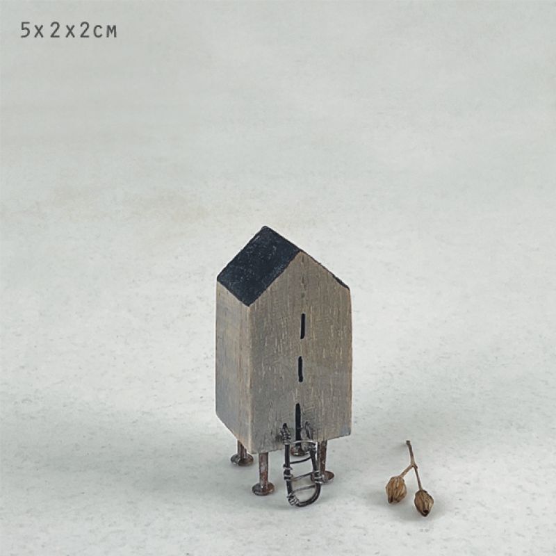 House on stilts- No:104