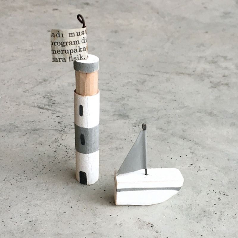 Μινι φάρος ξύλινος 5,2εκ.