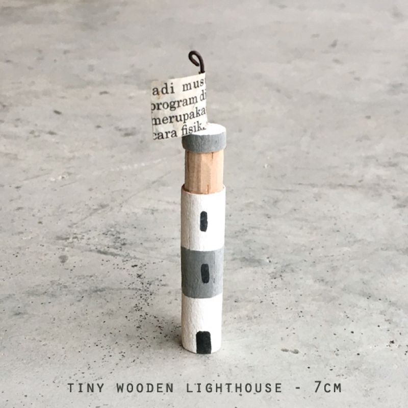 Μινι φάρος ξύλινος 5,2εκ.