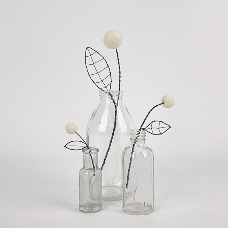 Medium wire pompom flower-White