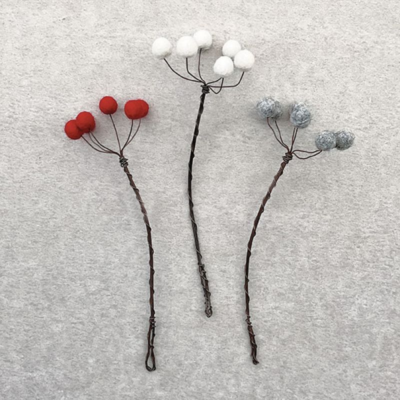 Rusty wire Cow parsley-Red