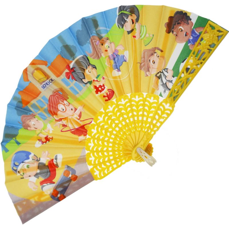 Kid's Spanish fan