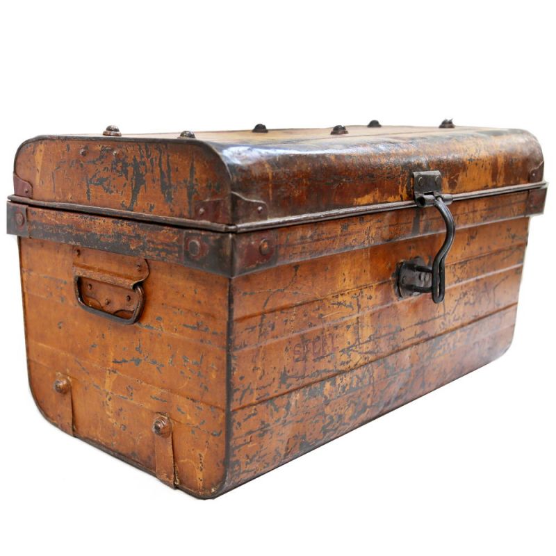 Iron trunk selected quality