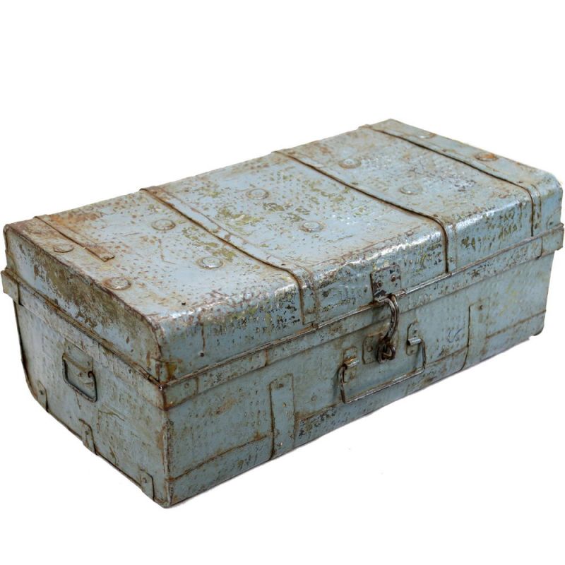 Iron trunk selected quality