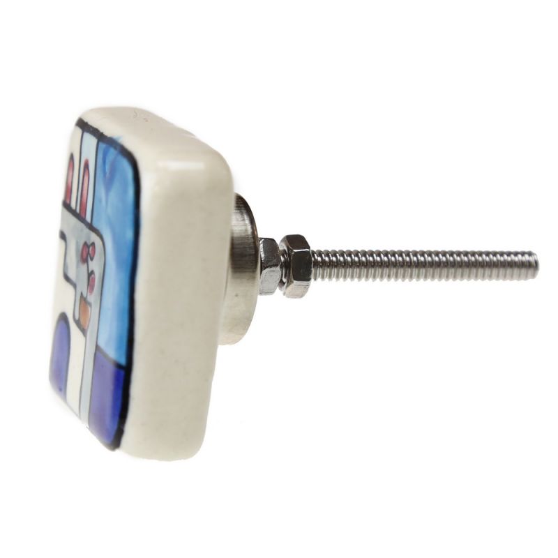 Ceramic Door Knob with 
Stainless Steel Fittings
Square 4 x 4 cms
