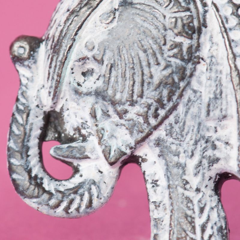 Elephant metal door knob white 