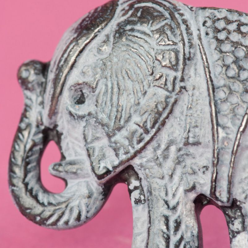 Elephant metal door knob white 