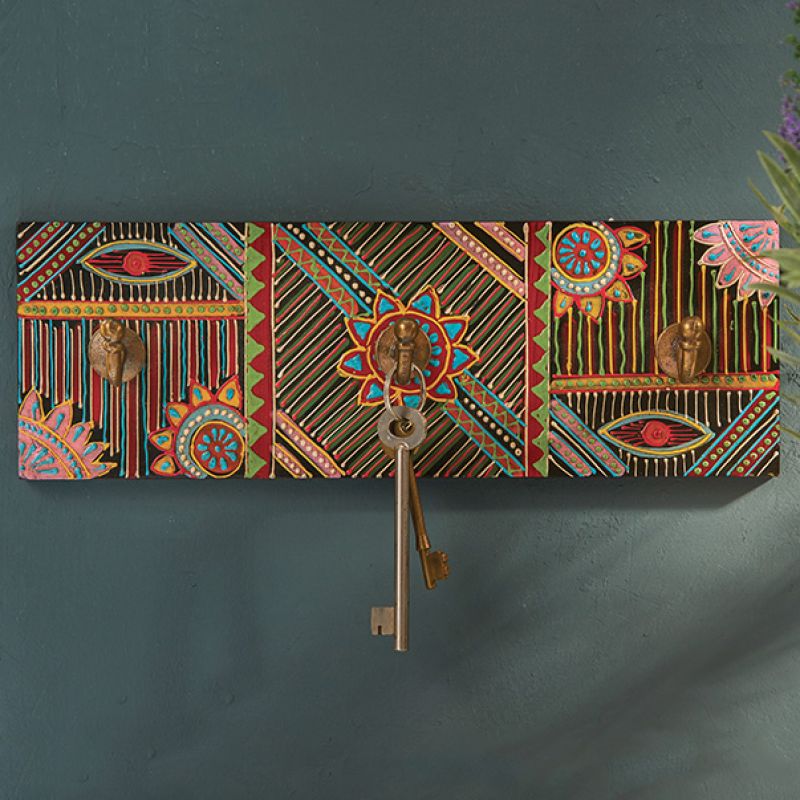 Κρεμάστρα ξύλινη ζωγραφισμένη 30εκ.