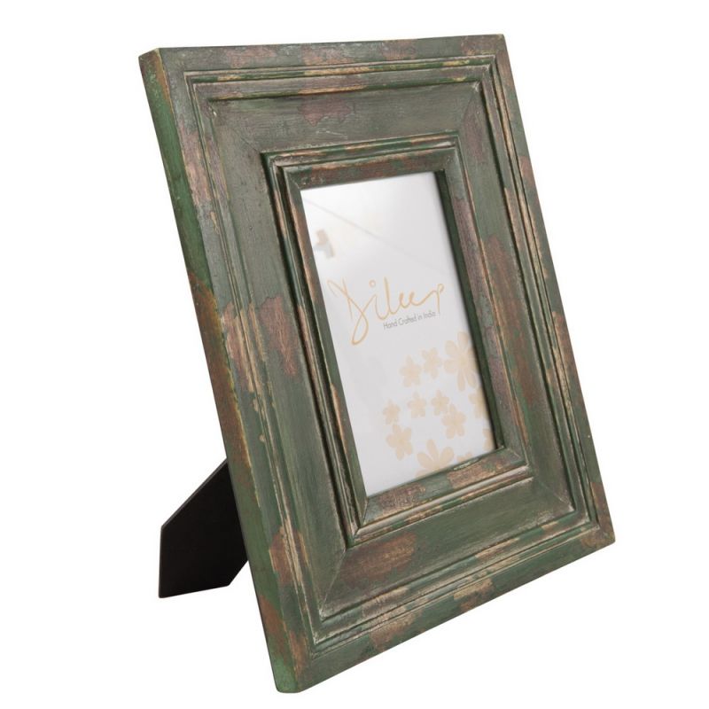 Wooden photo frame green finish 