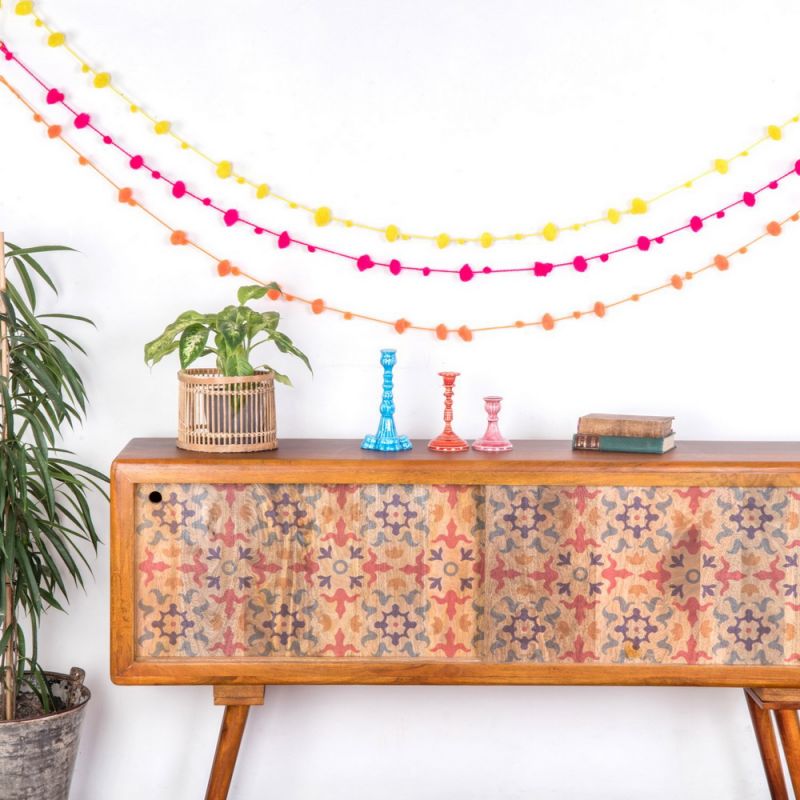 Γιρλάντα πομ πομ νέον 