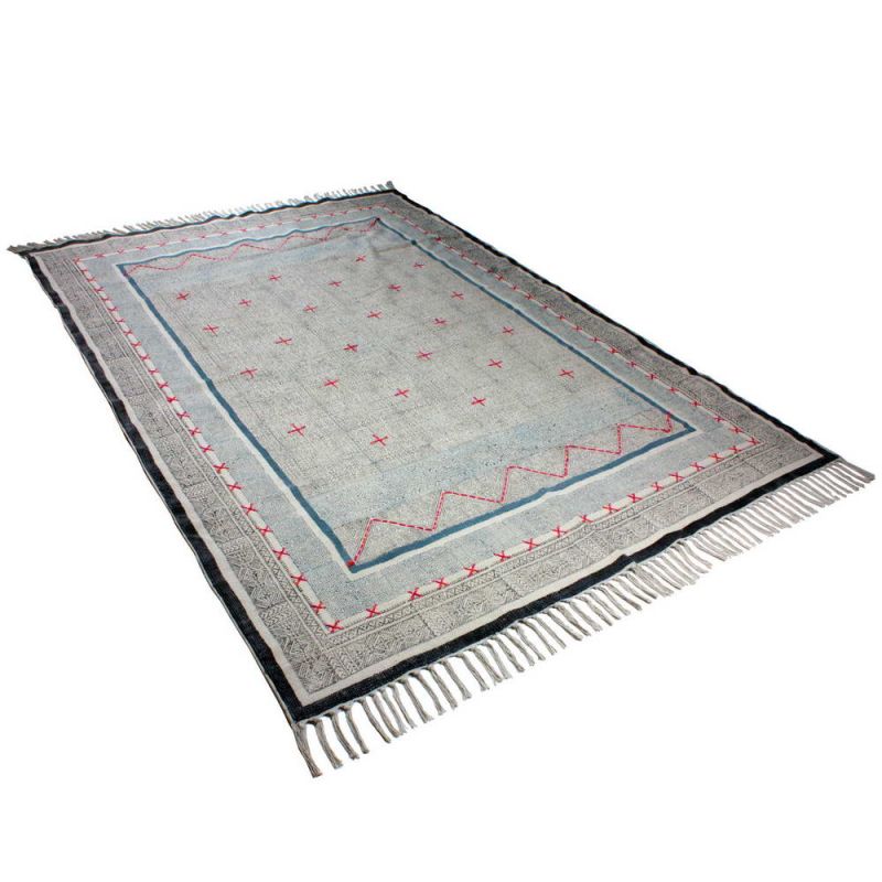 Handloom cotton rug 150x210 cm