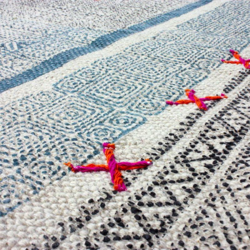 Handloom cotton rug 150x210 cm