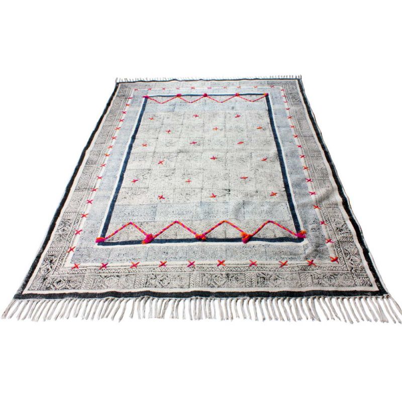 Handloom cotton rug 150x210 cm