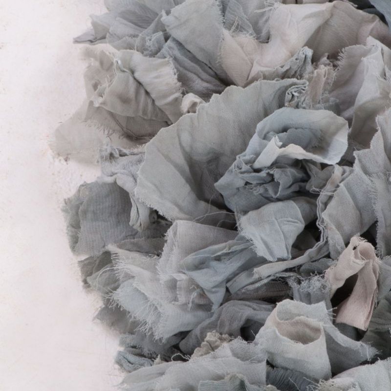 Silk & crepe shaggy rug - grey