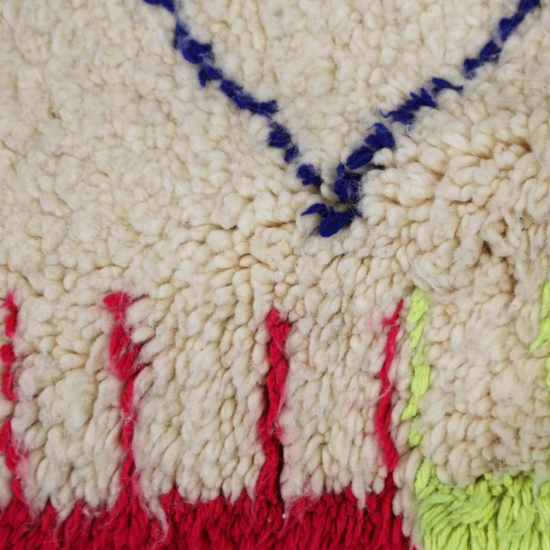 Handmade vintage morrocan rug 270x170cm
