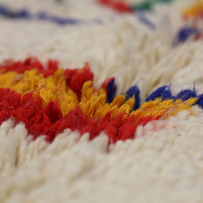 Handmade vintage morrocan rug 270x170cm
