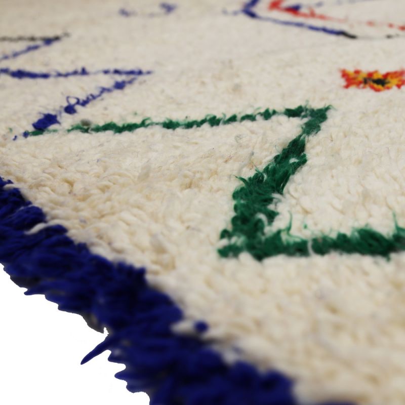 Handmade vintage morrocan rug 270x170cm