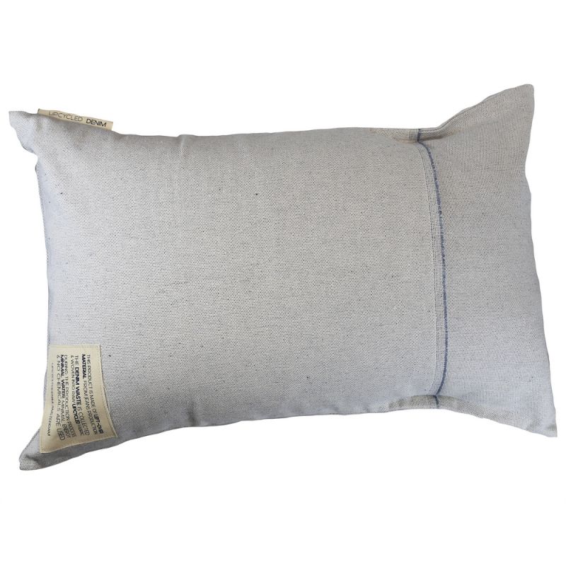 Cushion rectangular cream