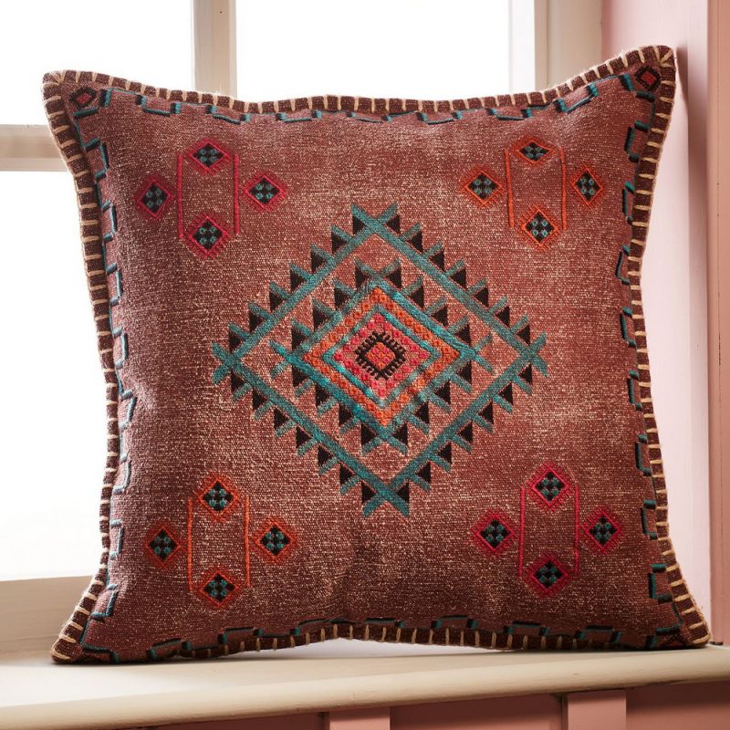 Satara stone wash cushion with embroidery, pink 50x50cm