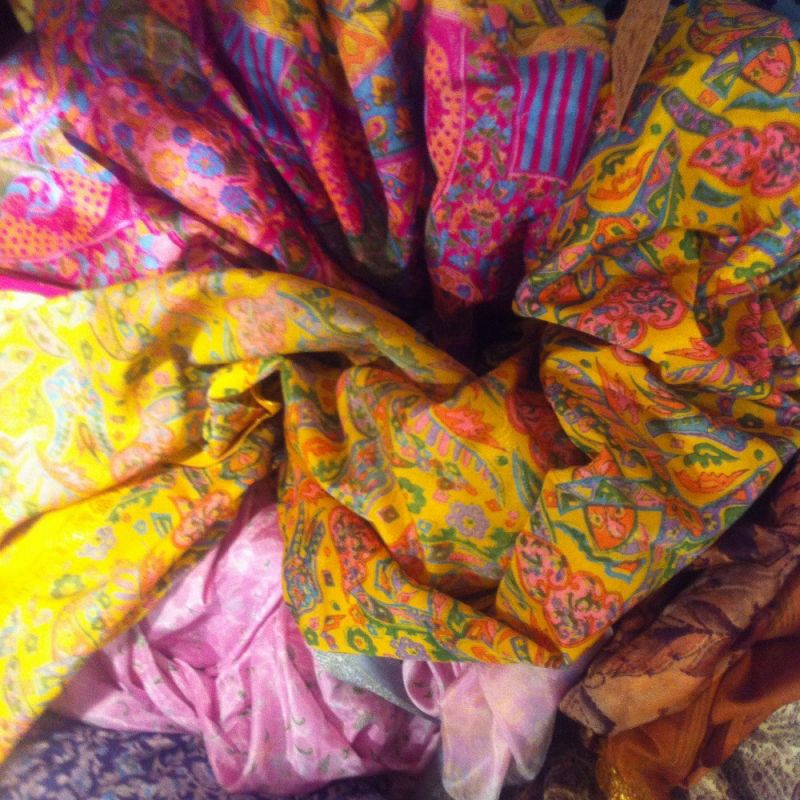 Old silk sari approx 5m asst'd