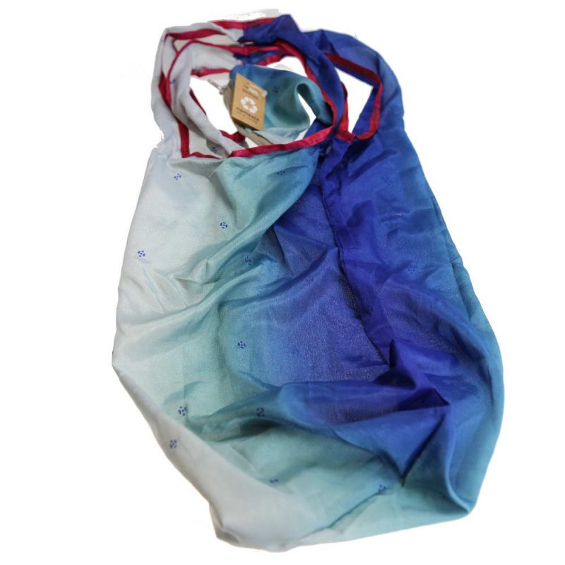Τσάντα για ψώνια από σάρι με μπρελόκ 