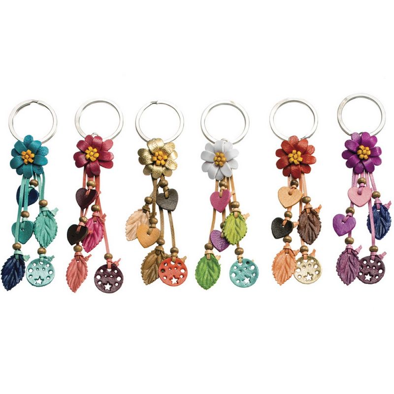 Keyring with leather flowers