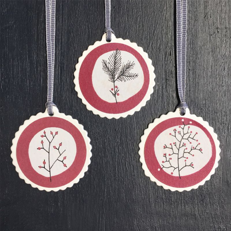 Round tag-Berries assorted