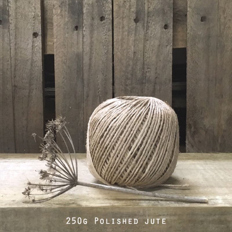 String-Polished Jute ball (250g)