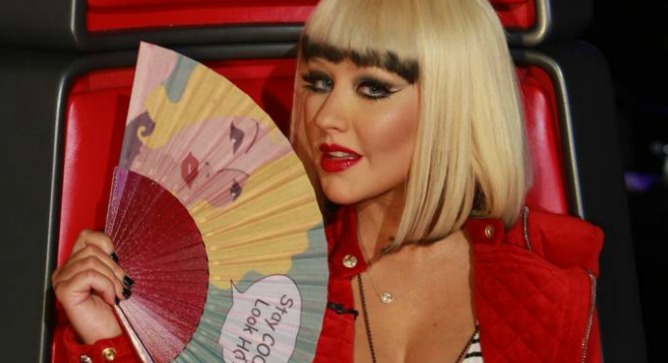 Christina Aguilera with fan